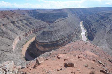 Incised meanders at Goosenecks State Park, Utah