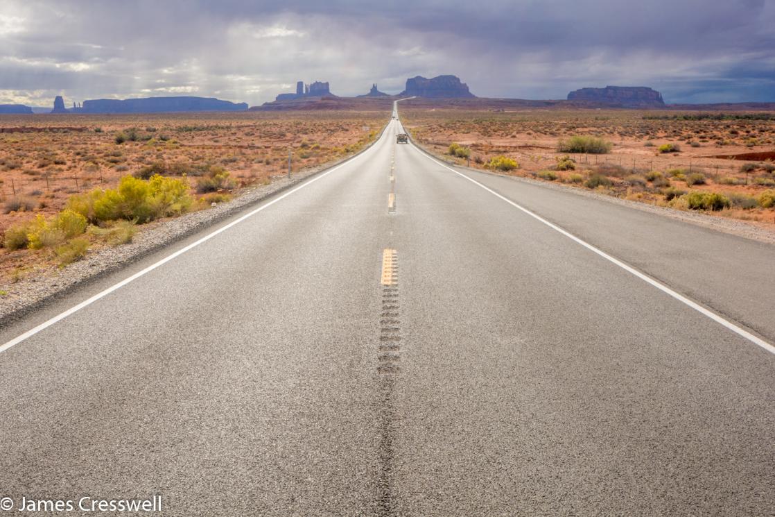 The Forest Gump photo near Monument Valley, taken on a GeoWorld Travel USA geology trip, tour and holiday